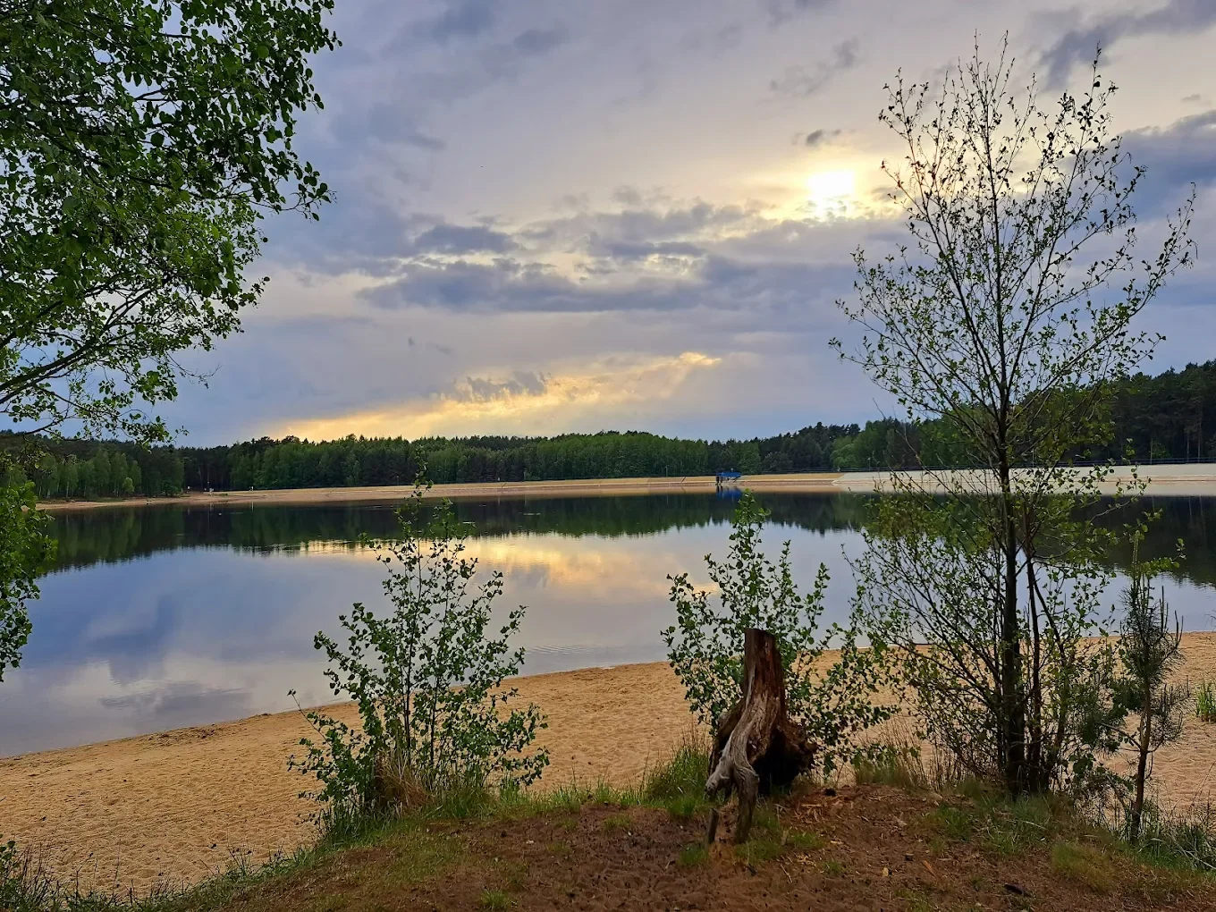Plaża nad zalewem – Kobyla Góra